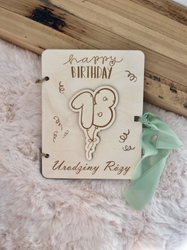 drewniana kartka 18 urodziny.jpeg